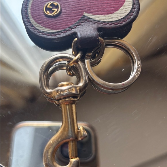 GUCCI Special Edition Heart Zippy Wallet & Key Ring - Picture 7 of 7